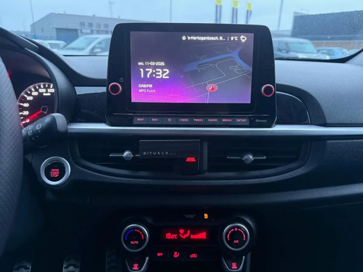 1.0 T-GDi X-Line 5p LEDERNAVIMF STUURBOMVOL