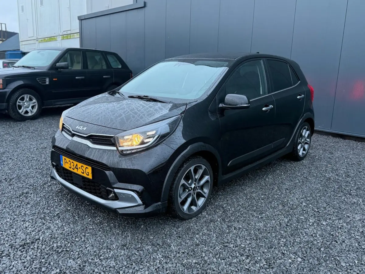 1.0 T-GDi X-Line 5p LEDERNAVIMF STUURBOMVOL