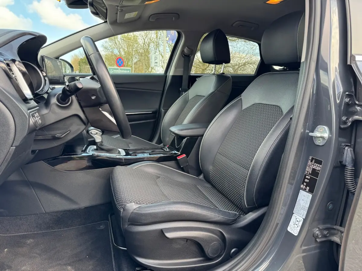 Ceed 1.5 T-GDi DynamicPlusLine / 1e.eigenaar / automaat / dealer.onderhouden / navi / pdc