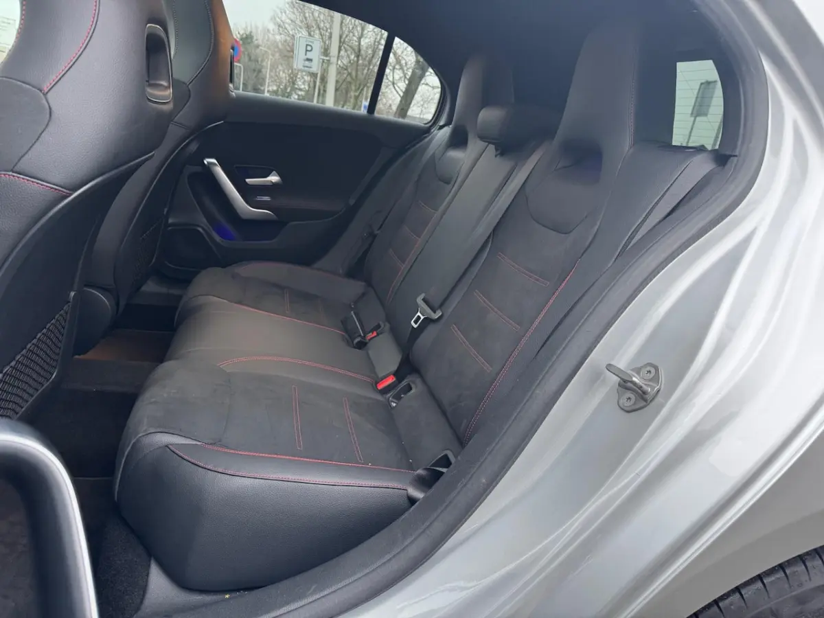 250 e Business Solution AMG Limited / 1e.eigenaar / dealer.onderhouden / alle denkbare opt