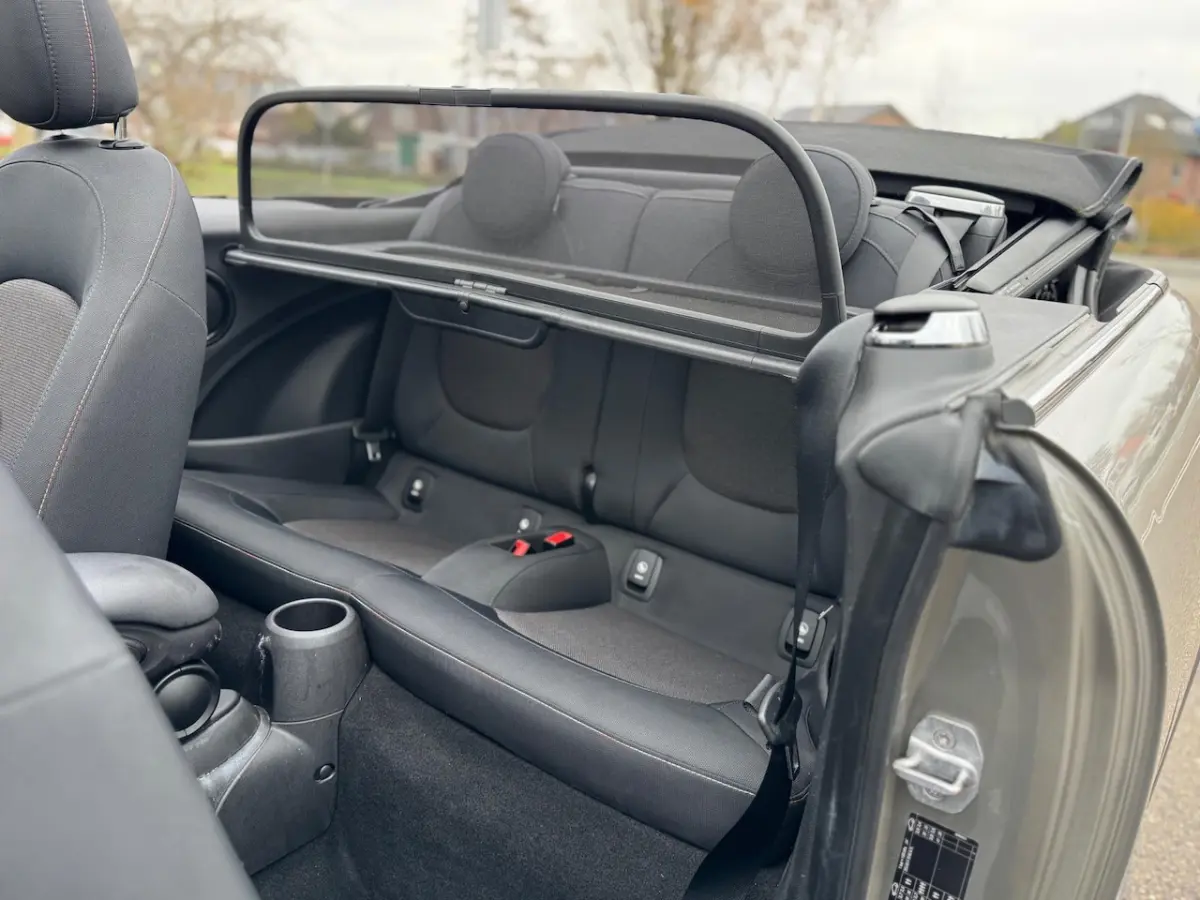 1.2 One Business / airco / navigatie / cruise.control / pdc / lmv / elek.pakket / historie