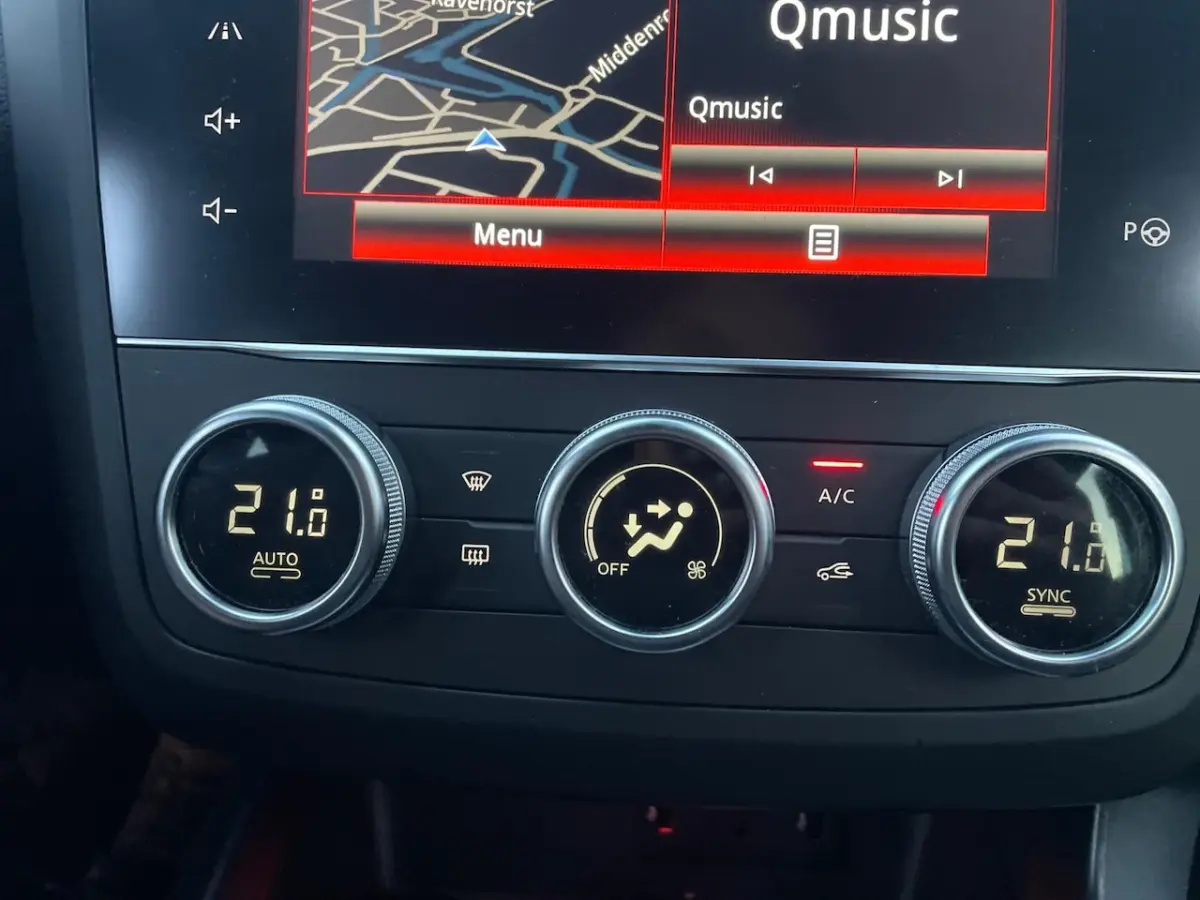 1.3 TCe 160 PK Black Edition Bose / navi / airco / cruise.control / elek.pakket / lmv / ca