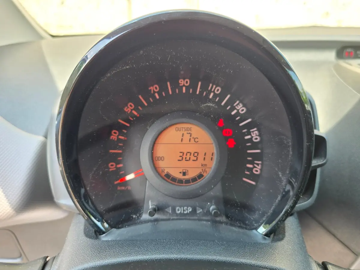 108 1.0 e-VTi Active Airco/Bluetooth/PDC