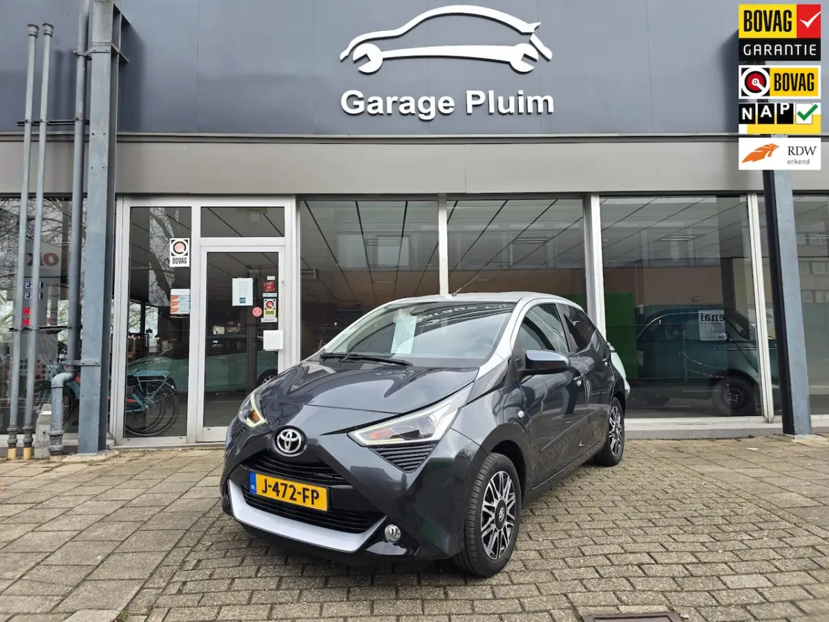 Aygo 1.0 VVT-i x-clusiv AUTOMAAT