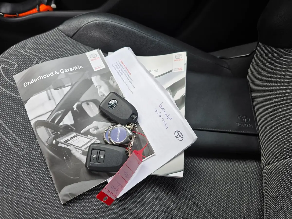 Aygo 1.0 VVT-i x-clusiv AUTOMAAT