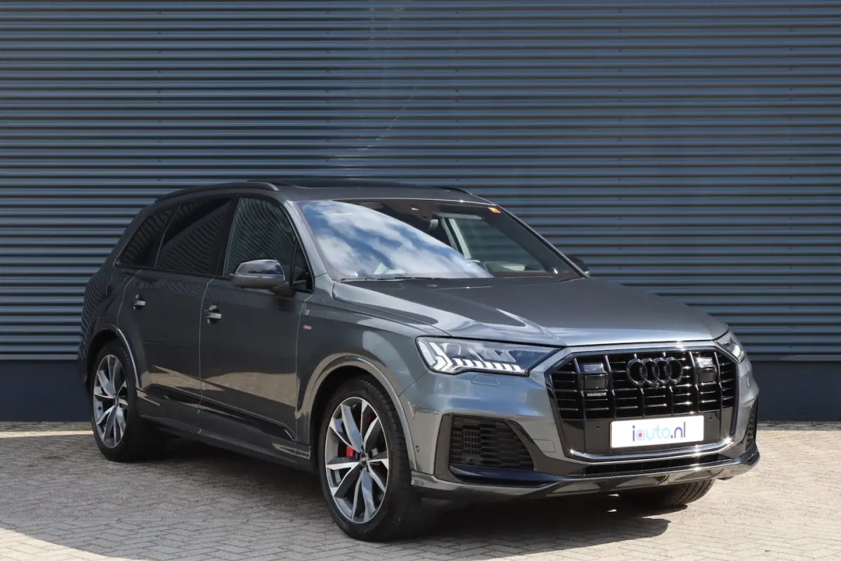 60 TFSI e quattro 456pk S-Line Competition Pano/B&O Advanced/Alcantara hemel/360/Keyless/S