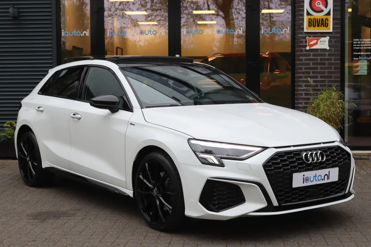 40 TFSI e S-Line Edition Black Optic Pano/LED Plus/B&O/Keyless/Virtual Cockpit/App-Connect