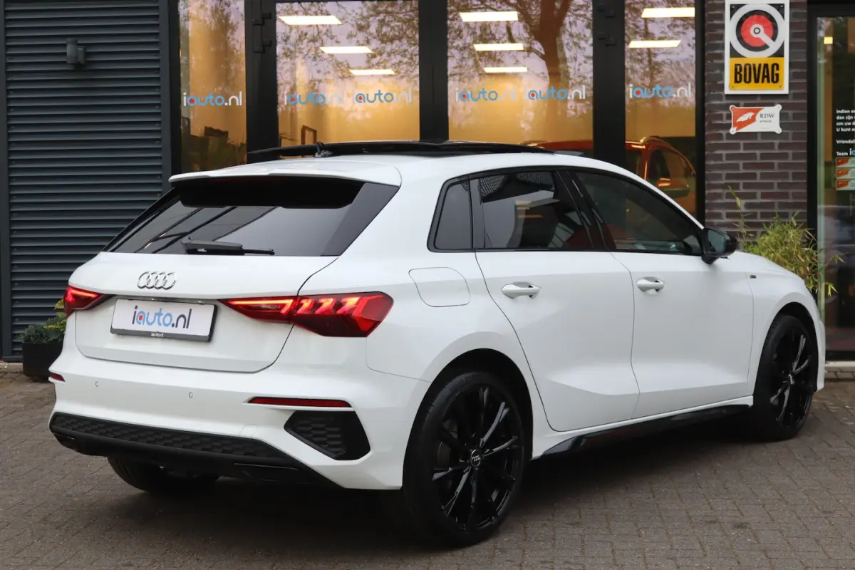 40 TFSI e S-Line Edition Black Optic Pano/LED Plus/B&O/Keyless/Virtual Cockpit/App-Connect