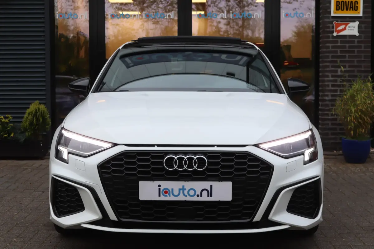 40 TFSI e S-Line Edition Black Optic Pano/LED Plus/B&O/Keyless/Virtual Cockpit/App-Connect