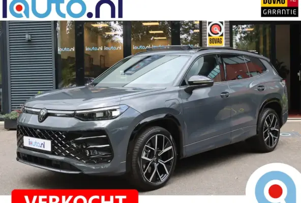 1.5 eHybrid 272PK R-Line Black Style IQ.Light HD/Pano/Keyless/360/DCC/ACC/Dodehoek/20"/ Tr