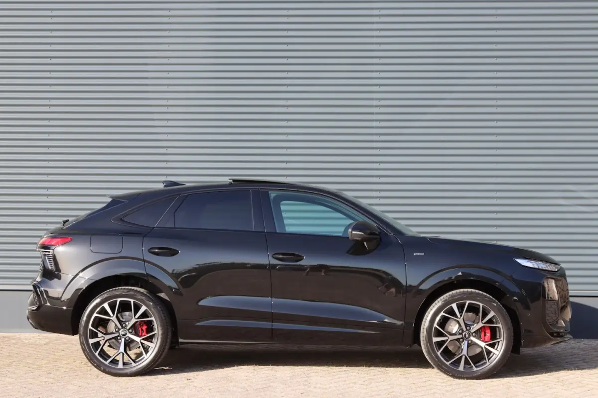 1.5 200kW e-hybrid S-Line Pano/Sonos/360/Tech Pro/Elek. stoelen+mem/Head-up/Keyless/20"/Tr