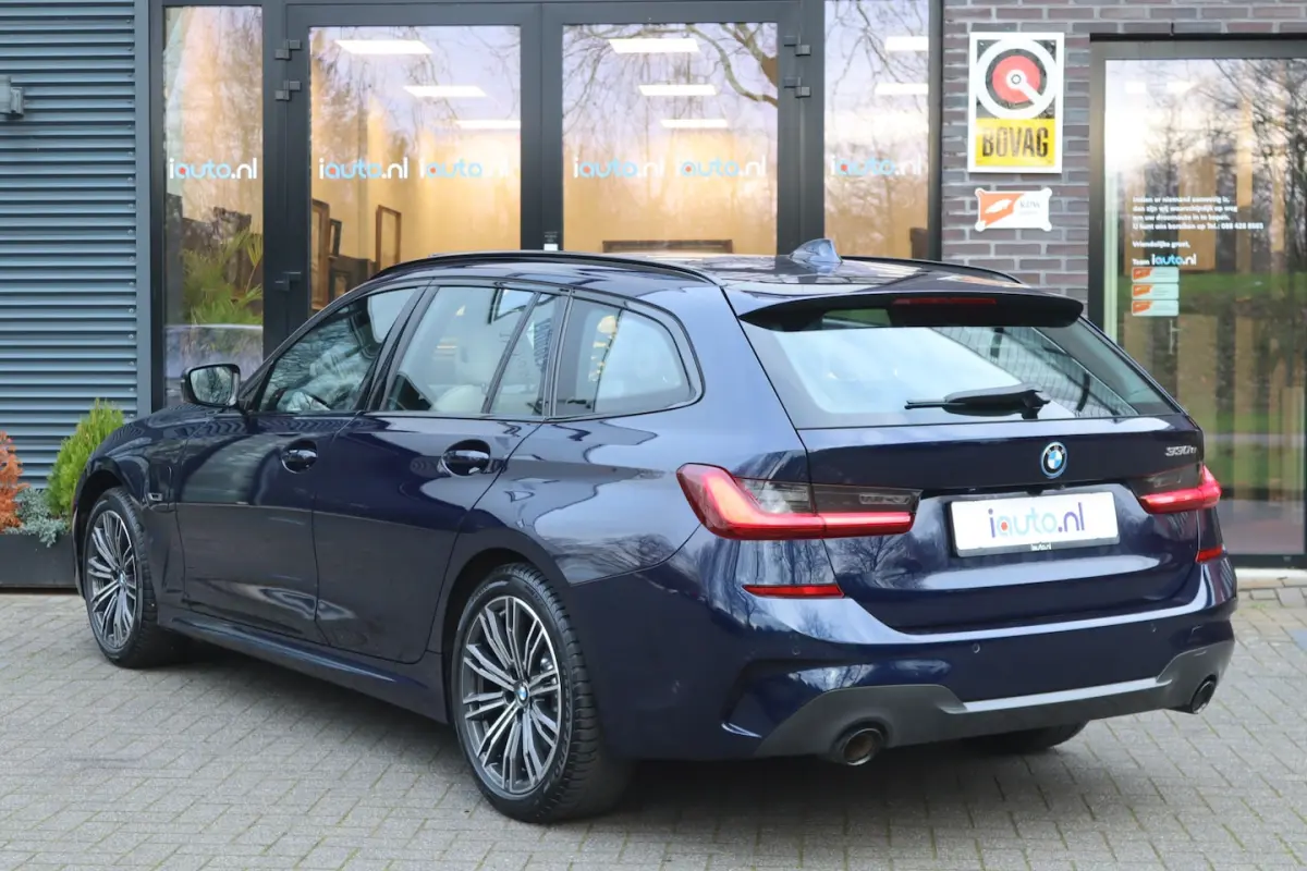 330e M-Sport Shadow Line Pano/Laser LED/Leder/360/Keyless/Headup/ACC/Dodehoek