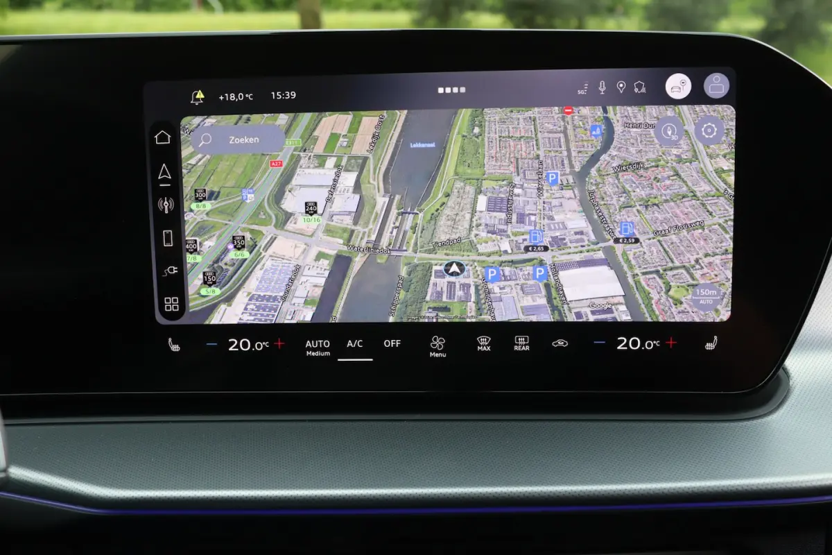 1.5 200kW e-hybrid S-Line Pano/Sonos/360/Tech Pro/Elek. stoelen+mem/Head-up/Keyless/20"/Tr