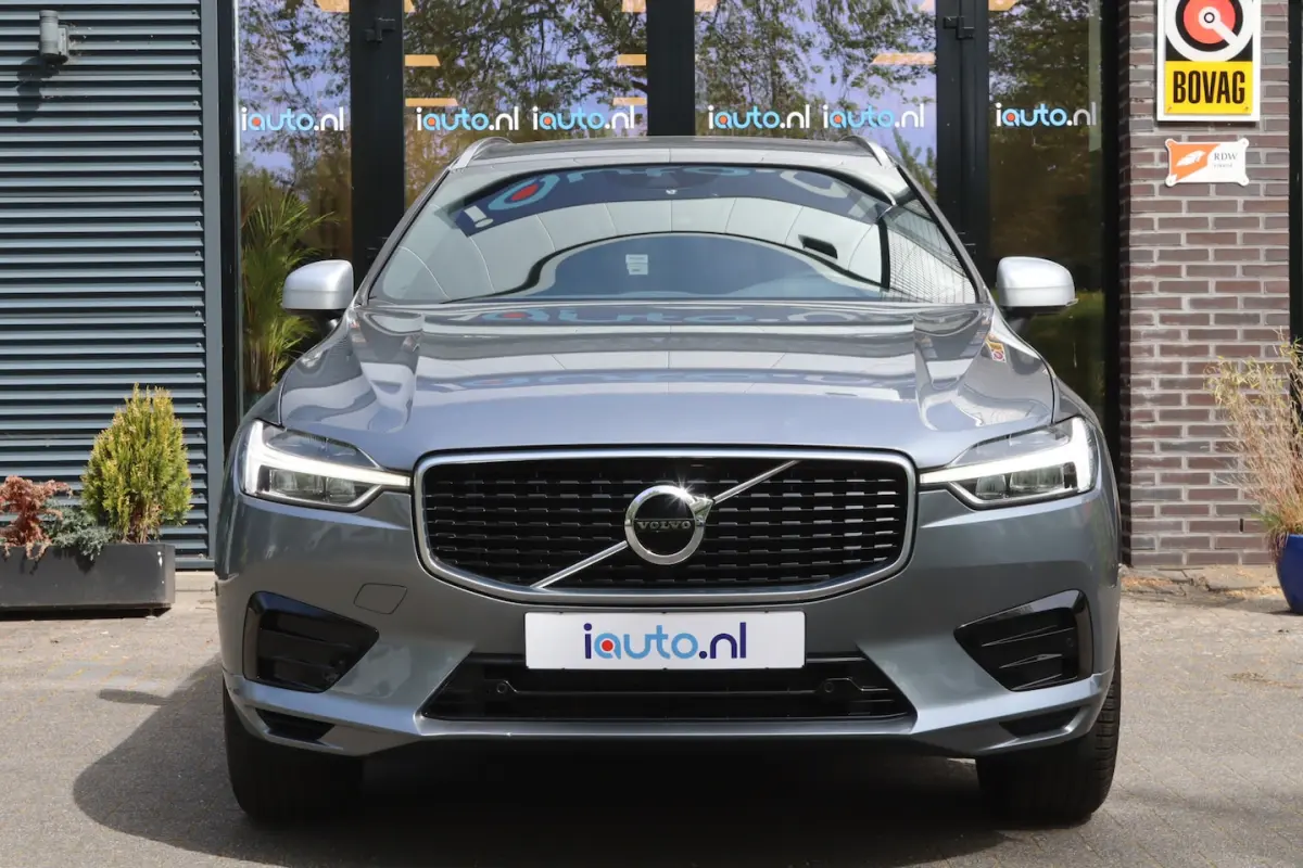 2.0 T4 R-Design LED/Leder/Navi/Camera/CarPlay/Virtual Cockpit/Crc/19"