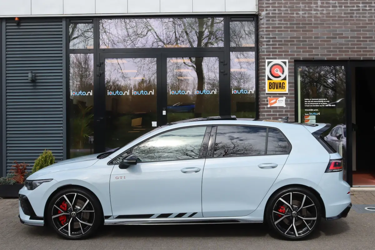 2.0 TSI GTI 301PK Clubsport Akrapovic/Pano/Blackstyle+/IQ.Light/ Camera/Headup/19"