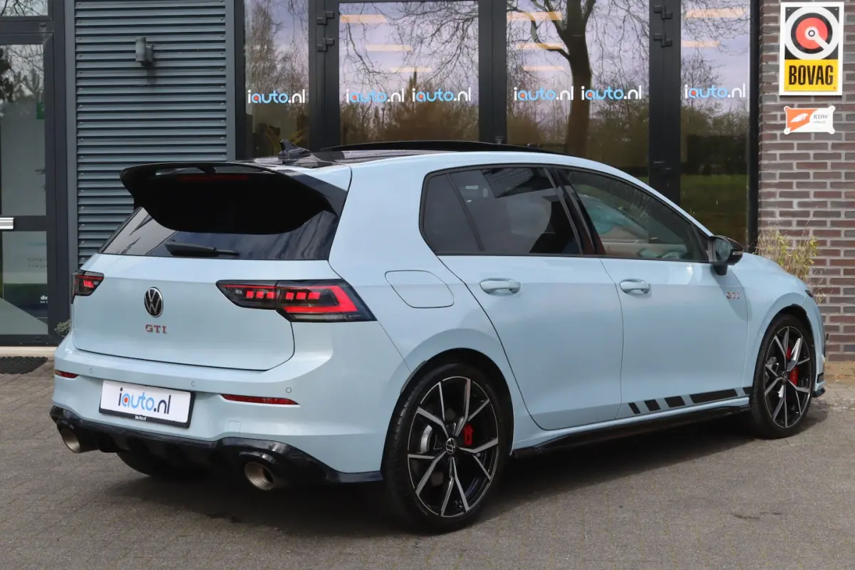 2.0 TSI GTI 301PK Clubsport Akrapovic/Pano/Blackstyle+/IQ.Light/ Camera/Headup/19"