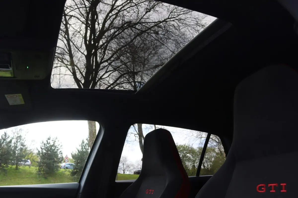 2.0 TSI GTI 301PK Clubsport Akrapovic/Pano/Blackstyle+/IQ.Light/ Camera/Headup/19"