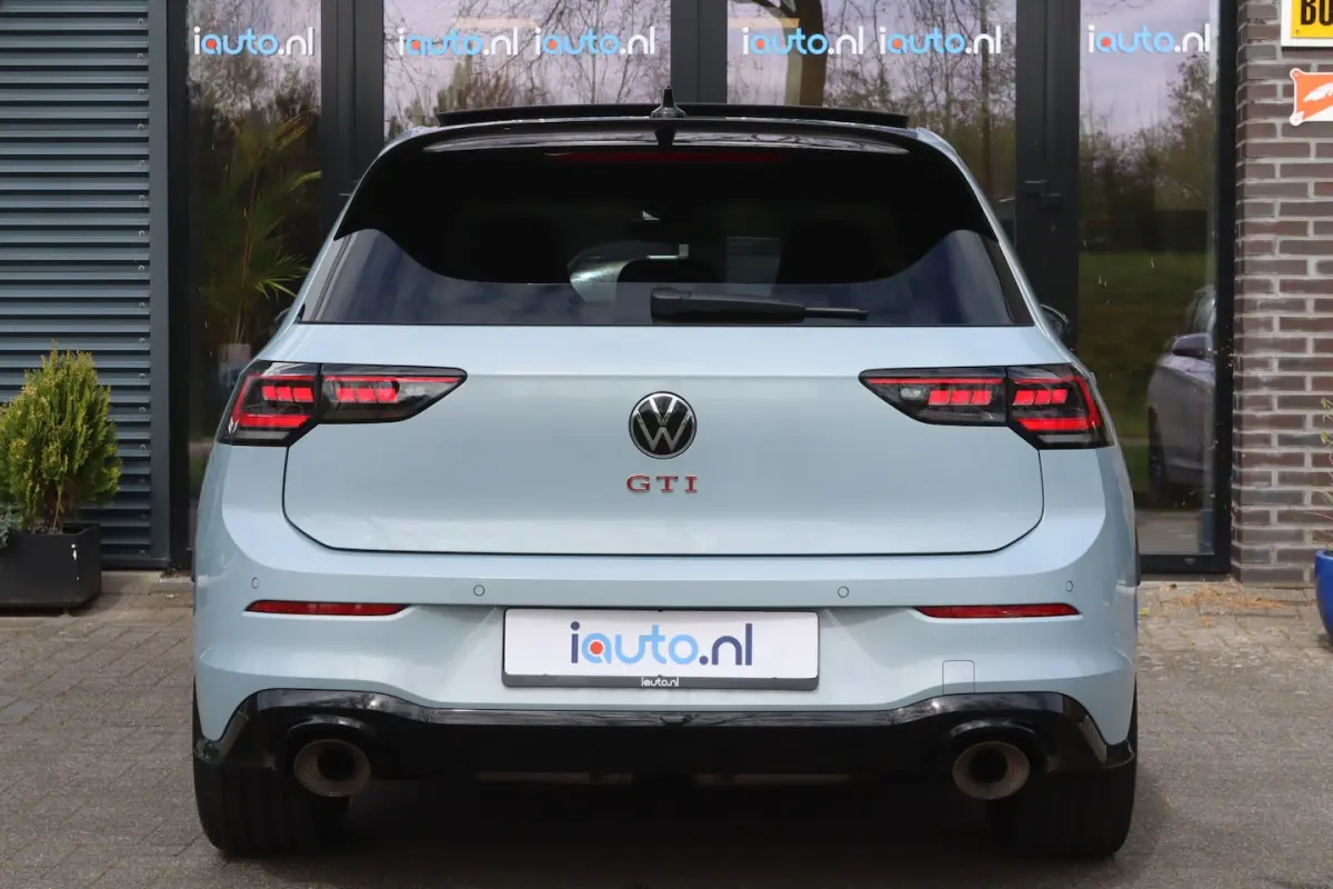 2.0 TSI GTI 301PK Clubsport Akrapovic/Pano/Blackstyle+/IQ.Light/ Camera/Headup/19"