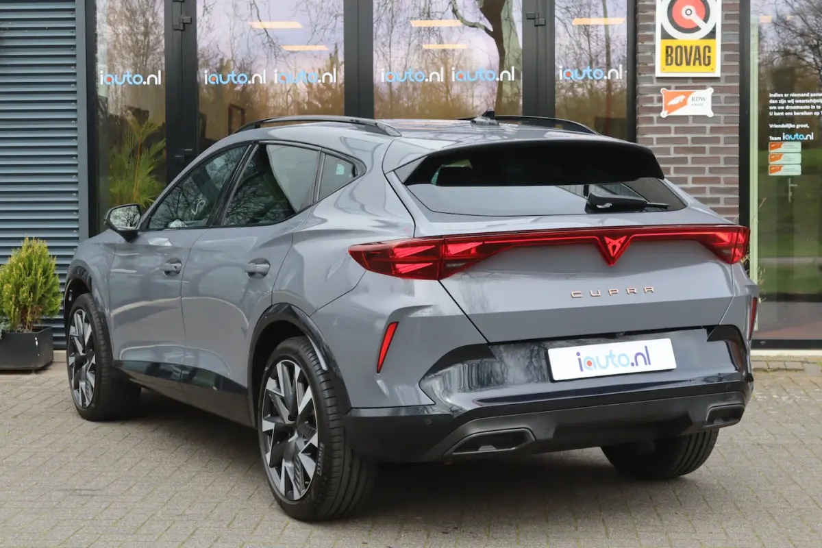 1.5 TSI 110kW DSG NIEUW MODEL Matrix LED/DCC/ACC/Camera/Keyless/Elek. klep/19"