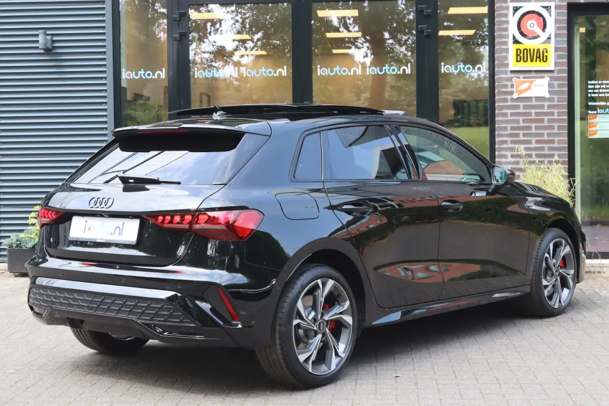 45 TFSI e 272pk S edition Competition Pano/MatrixLED/Navi+/Keyless/Camera/Head-up/Sonos/AC