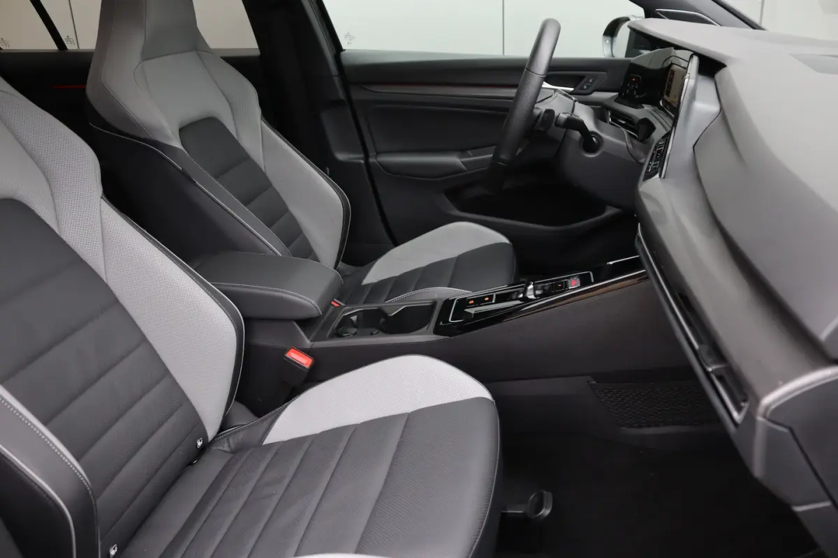 2.0 TDI 147kW/200PK GTD Pano/Leder/IQ.Light/HK/Camera/Headup/Elek. stoel/DCC/19"/Trekhaak