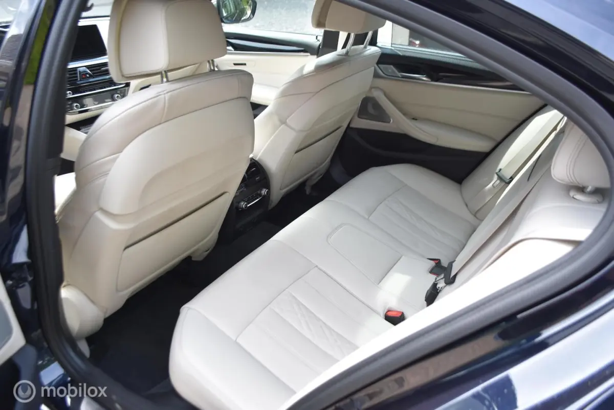 M550i X Drive aut Kantelende zuiger M550I X Drive aut Kantelende zuiger auto loopt normaal