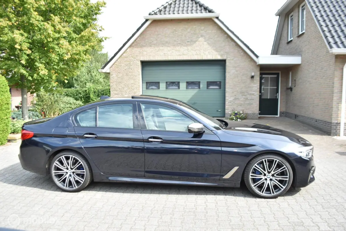 M550i X Drive aut Kantelende zuiger M550I X Drive aut Kantelende zuiger auto loopt normaal