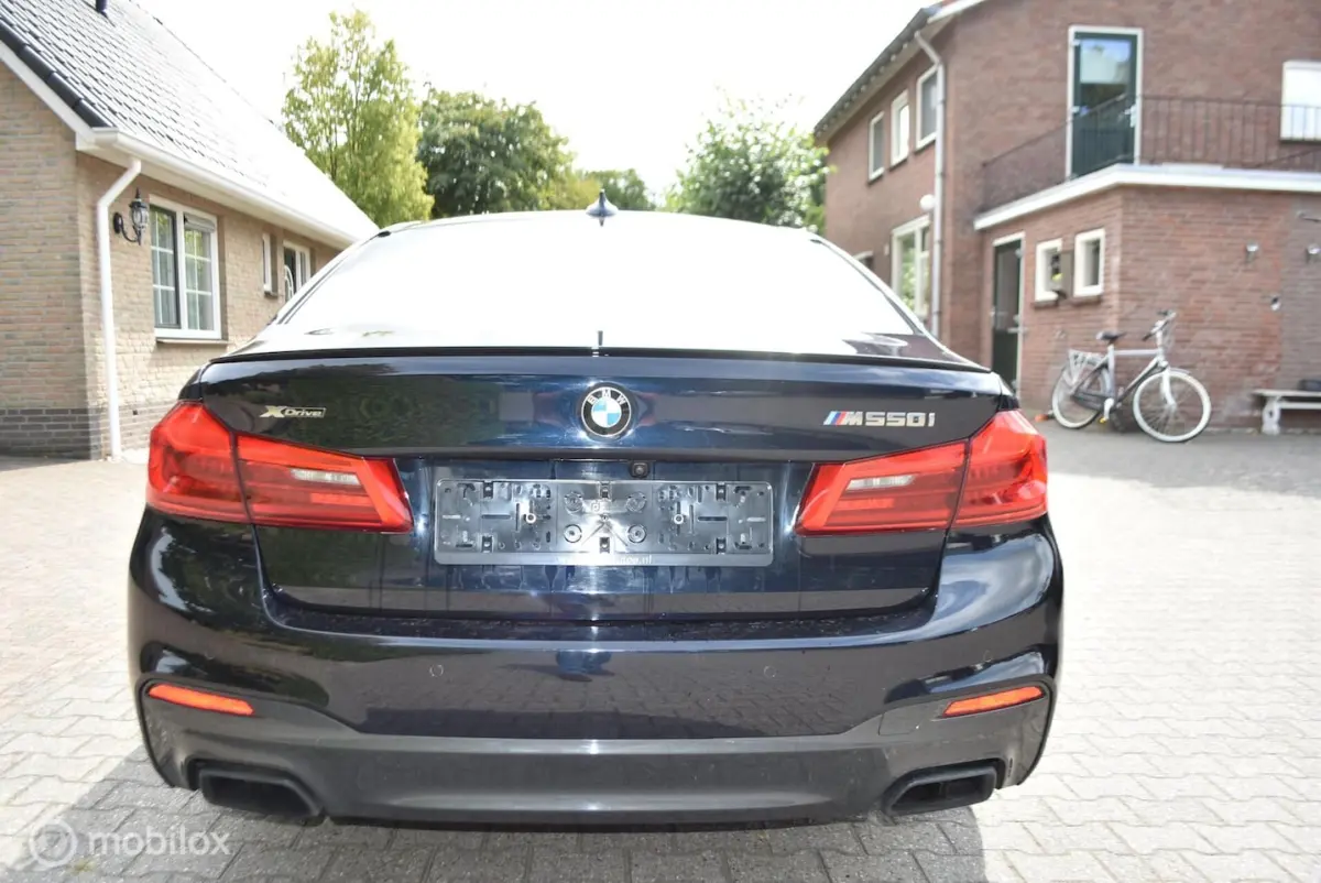 M550i X Drive aut Kantelende zuiger M550I X Drive aut Kantelende zuiger auto loopt normaal