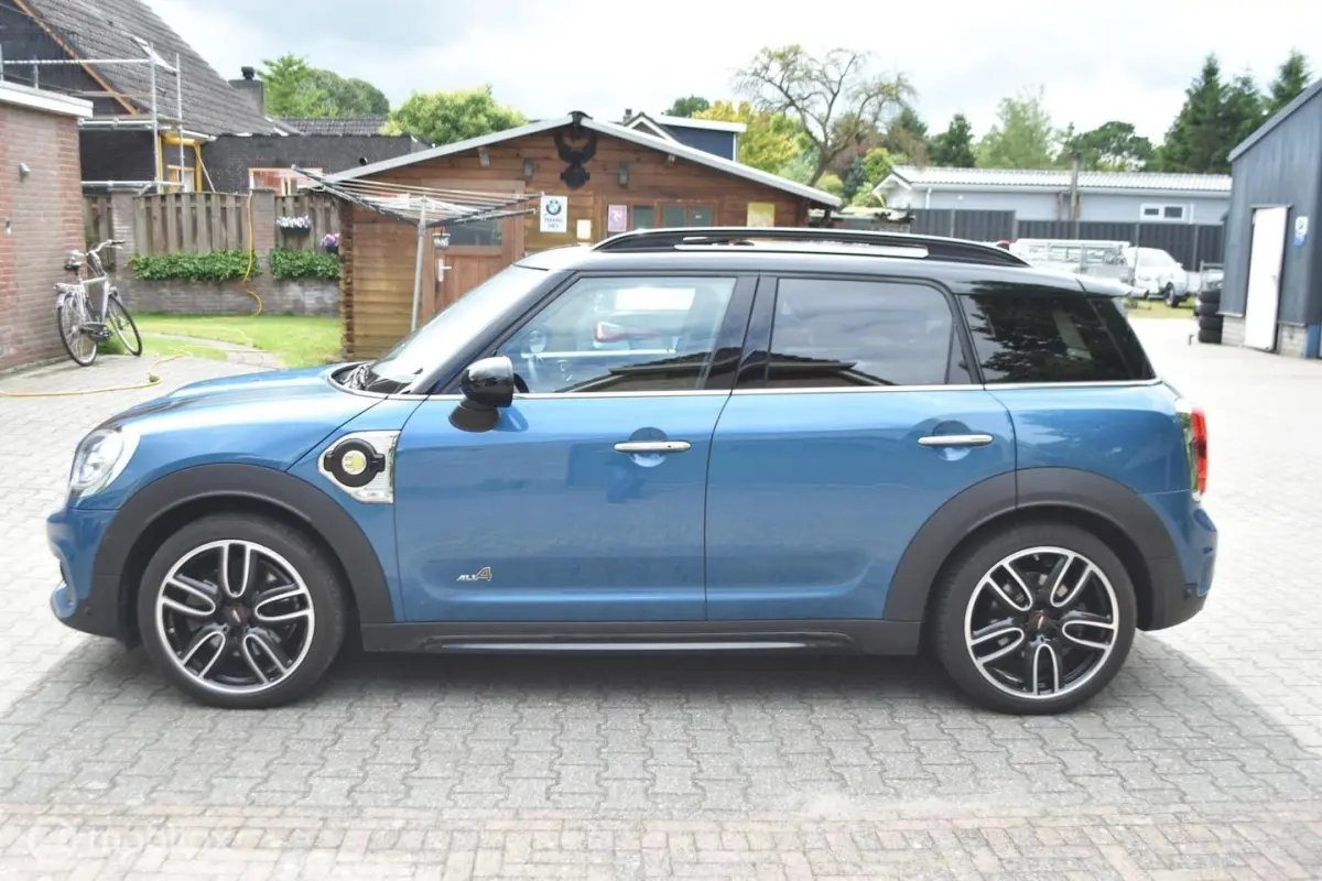 Cooper SE Hybrid Aut JCW Uitvoering Aut omaat