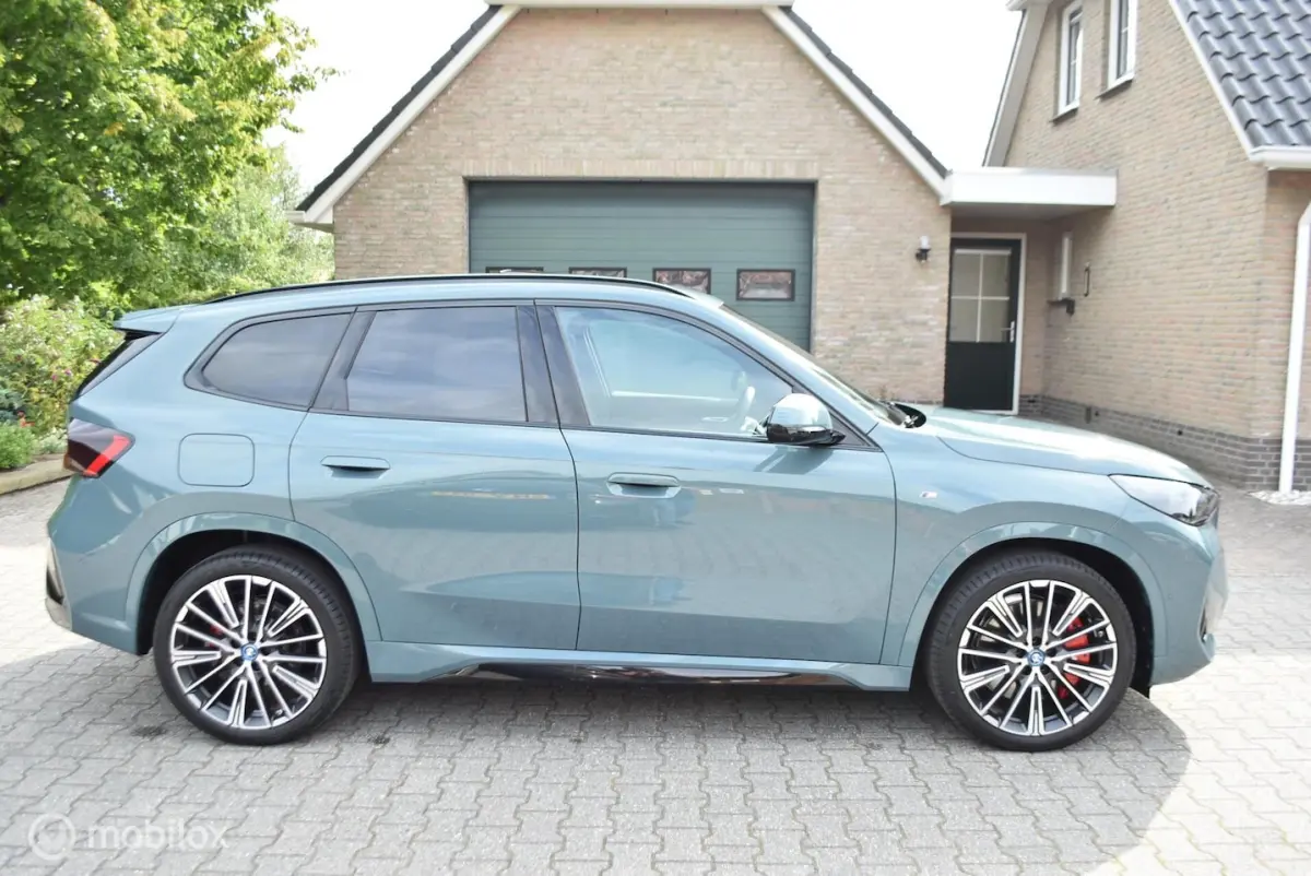 M Sport Pro 30e X Drive Aut Voll 20 Inch 3595km X1 M Sport Pro 30e X Drive Aut