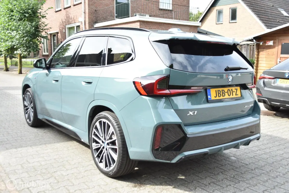 M Sport Pro 30e X Drive Aut Voll 20 Inch 3595km X1 M Sport Pro 30e X Drive Aut
