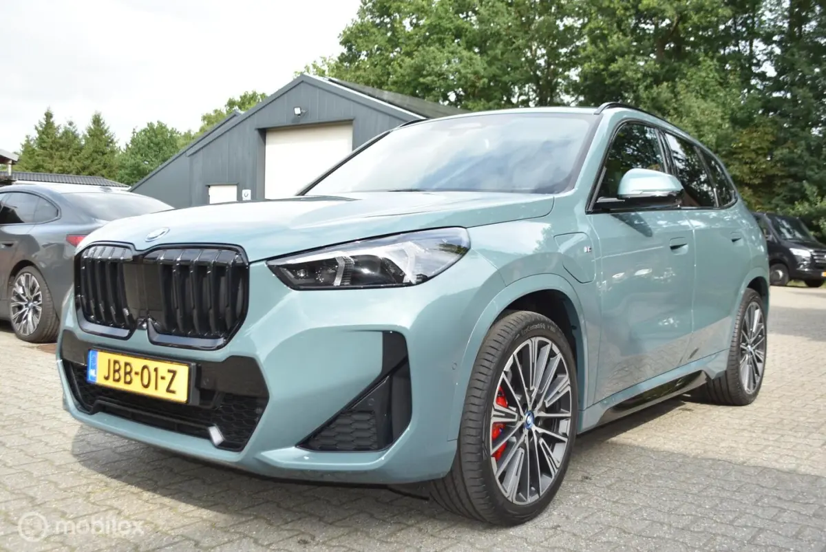 M Sport Pro 30e X Drive Aut Voll 20 Inch 3595km X1 M Sport Pro 30e X Drive Aut