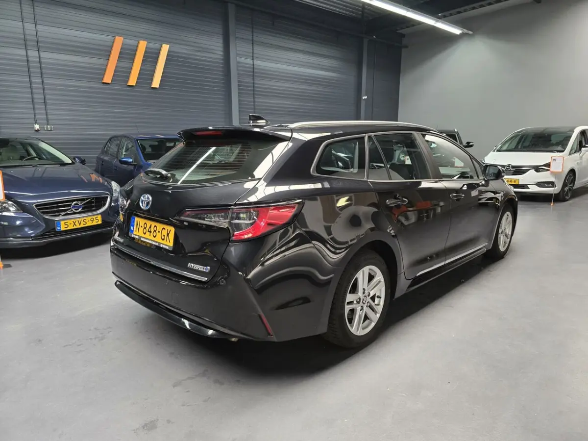 1.8 Hybrid Active CAMERA LED NAP NL AUTO