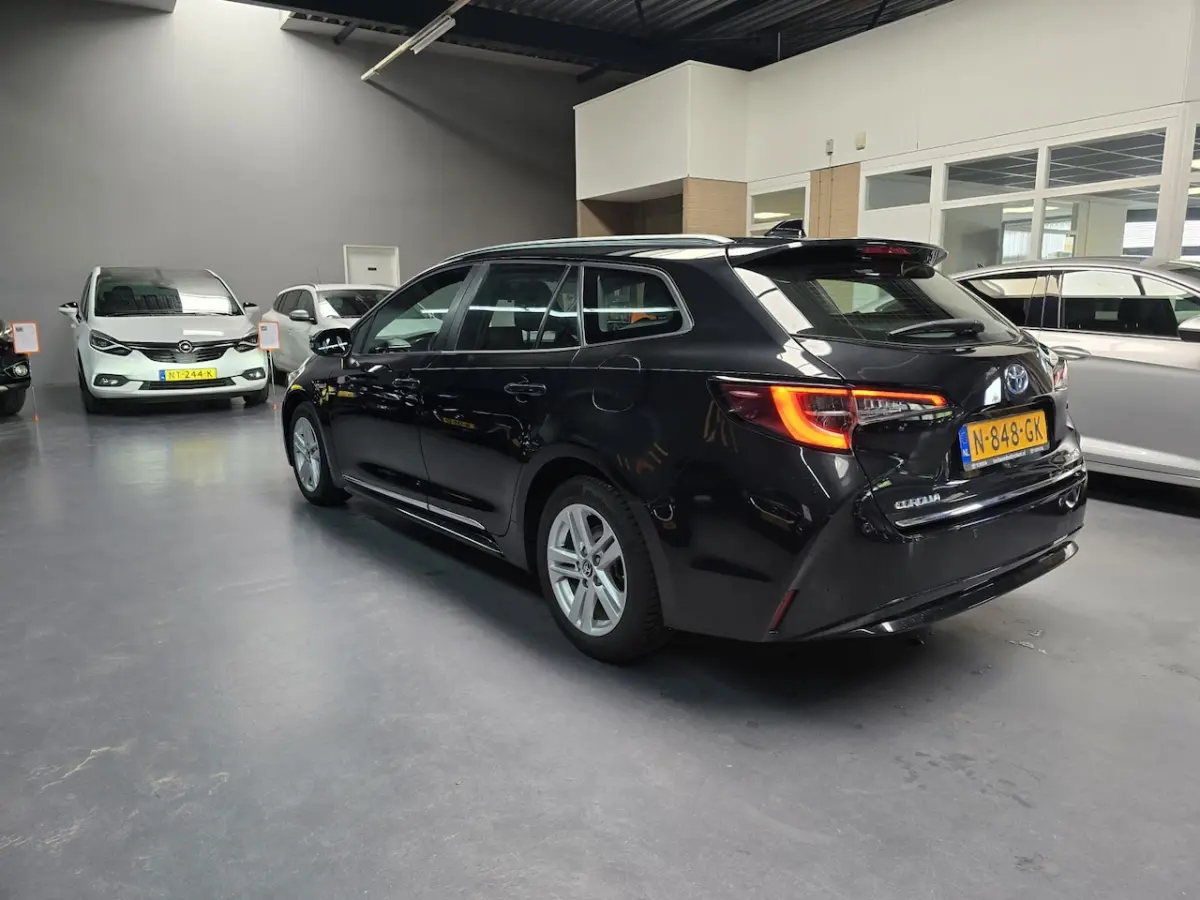 1.8 Hybrid Active CAMERA LED NAP NL AUTO