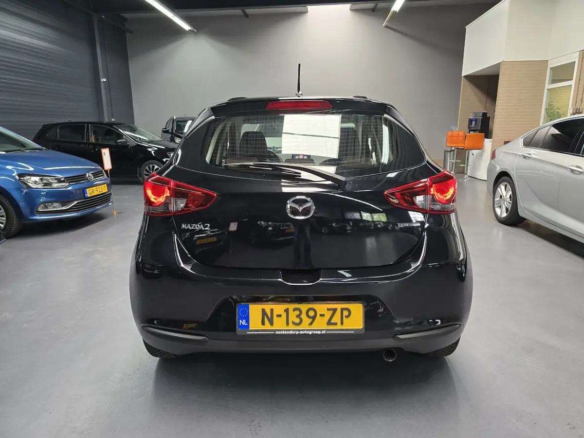 2 1.5 Skyactiv-G LED KEYLESS NAVI NAP NL AUTO