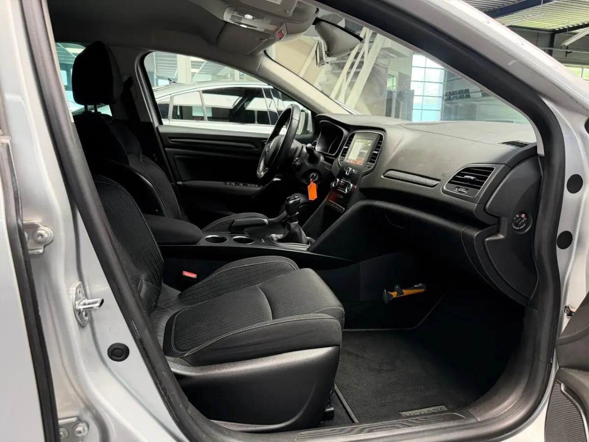 1.5 dCi Eco2 Zen NAVI CRUISE TREKHAAK NAP NL AUTO