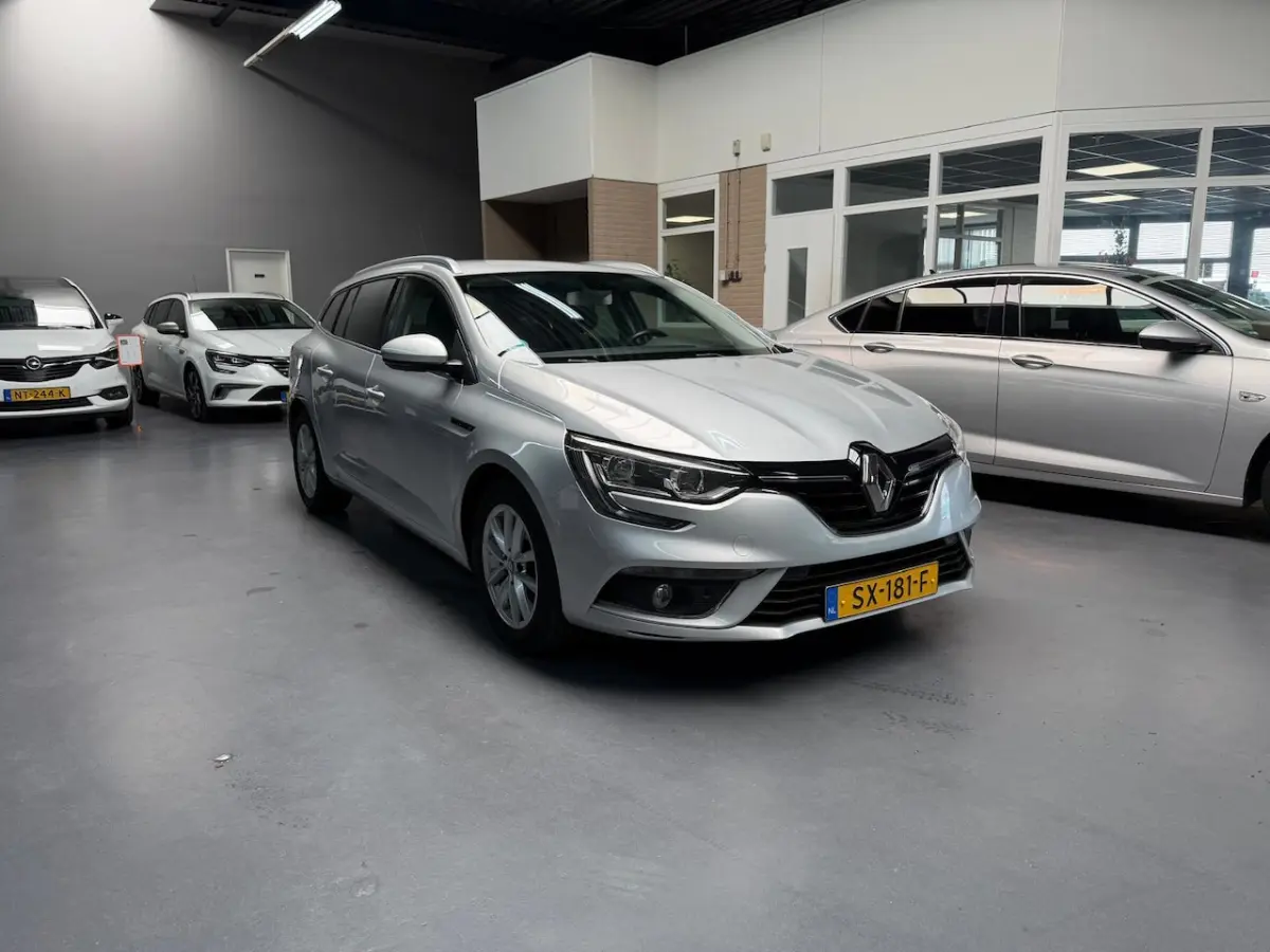 1.5 dCi Eco2 Zen NAVI CRUISE TREKHAAK NAP NL AUTO