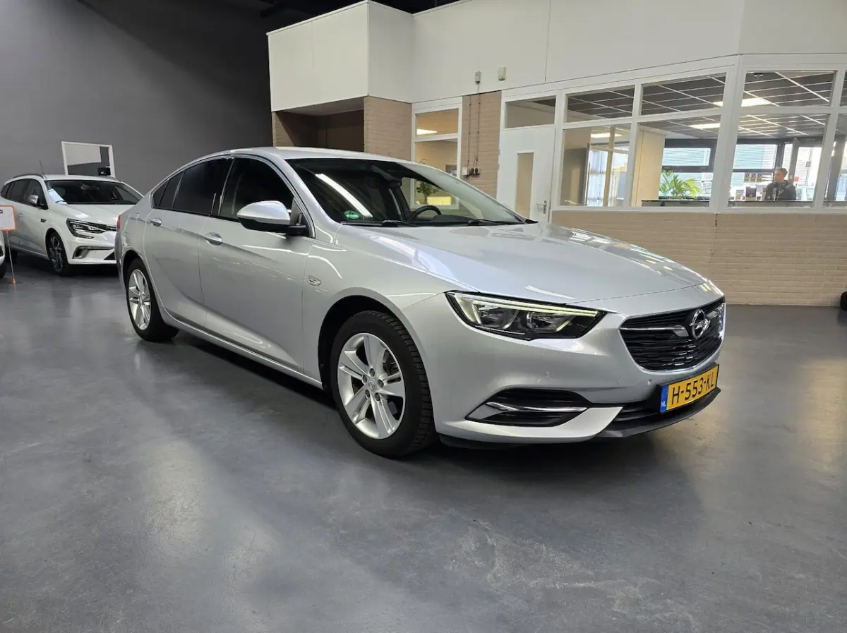 1.5 Turbo Business Executive LEDER CAMERA CARPLAY ACC NAP NL AUTO