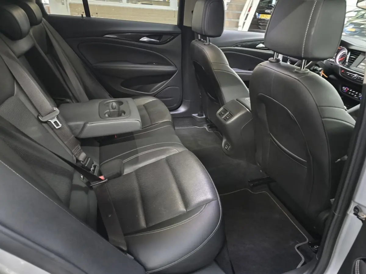 1.5 Turbo Business Executive LEDER CAMERA CARPLAY ACC NAP NL AUTO