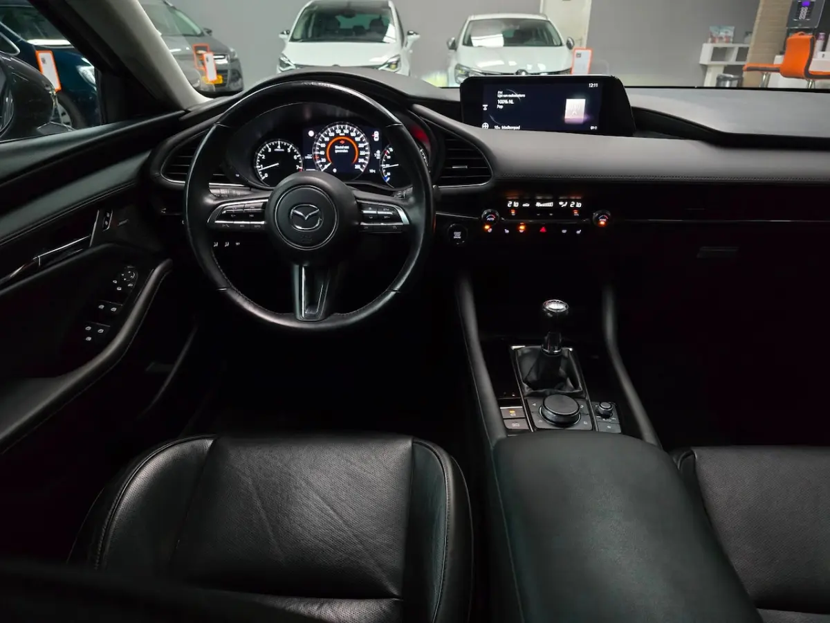 3 2.0 e-SkyActiv-X M Hybrid 180 Luxury LEDER LED HEADUP CARPLAY