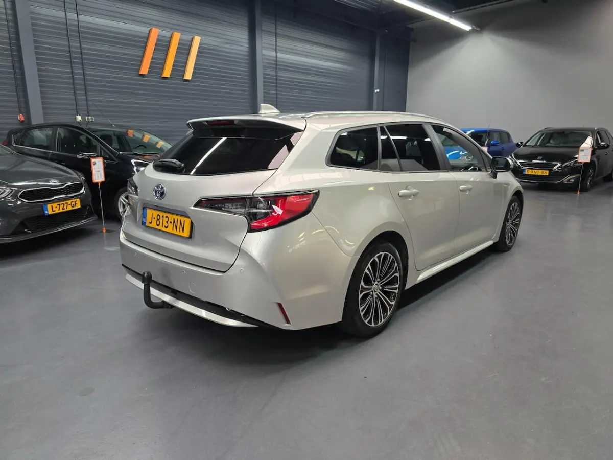 1.8 Hybrid Business Plus CAMERA LED DEALER ONDERHOUDEN