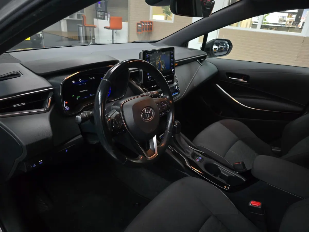 1.8 Hybrid Business Plus CAMERA LED DEALER ONDERHOUDEN