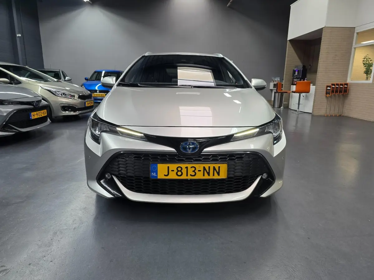 1.8 Hybrid Business Plus CAMERA LED DEALER ONDERHOUDEN