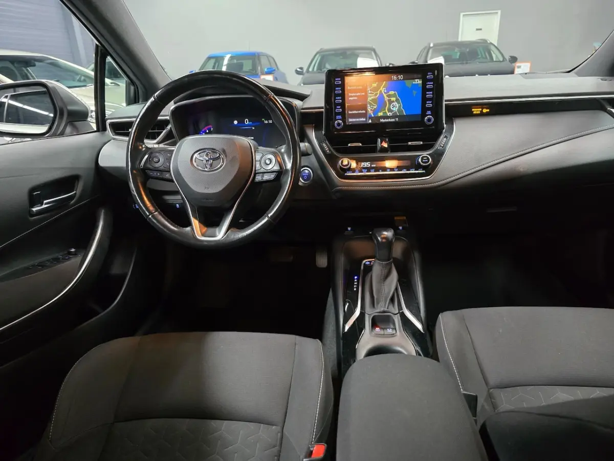 1.8 Hybrid Business Plus CAMERA LED DEALER ONDERHOUDEN