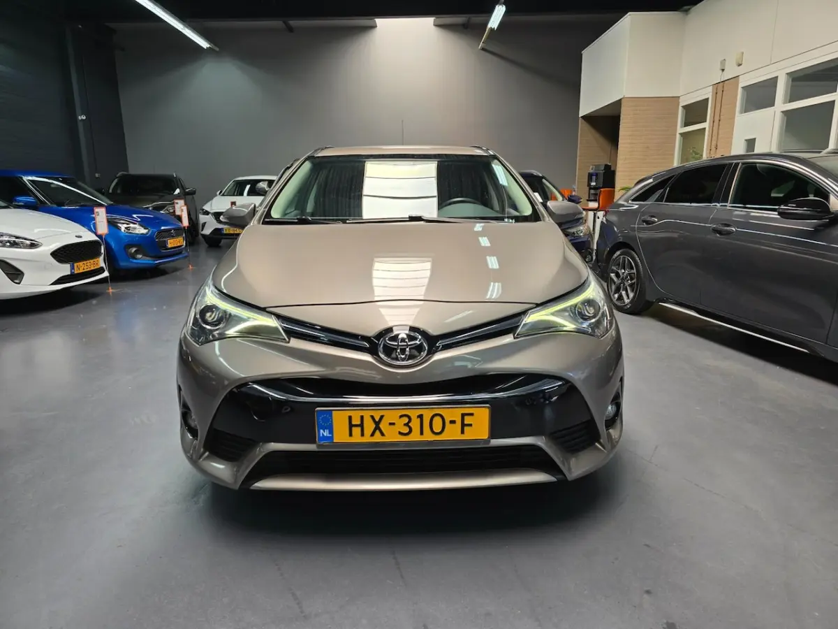 1.8 VVT-i Pro LED CAMERA NAVI NAP NL AUTO
