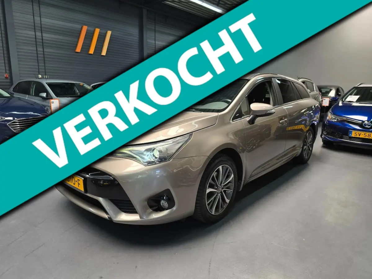 1.8 VVT-i Pro LED CAMERA NAVI NAP NL AUTO