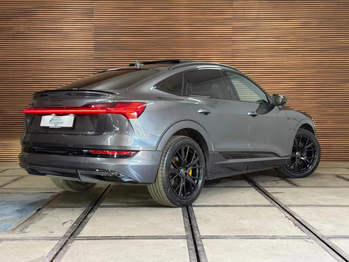 55 quattro S Black Ed. | 95 kWh | 407pk| Matrix LED | B&O | Pano | 360Â° camera | Memory|Tr