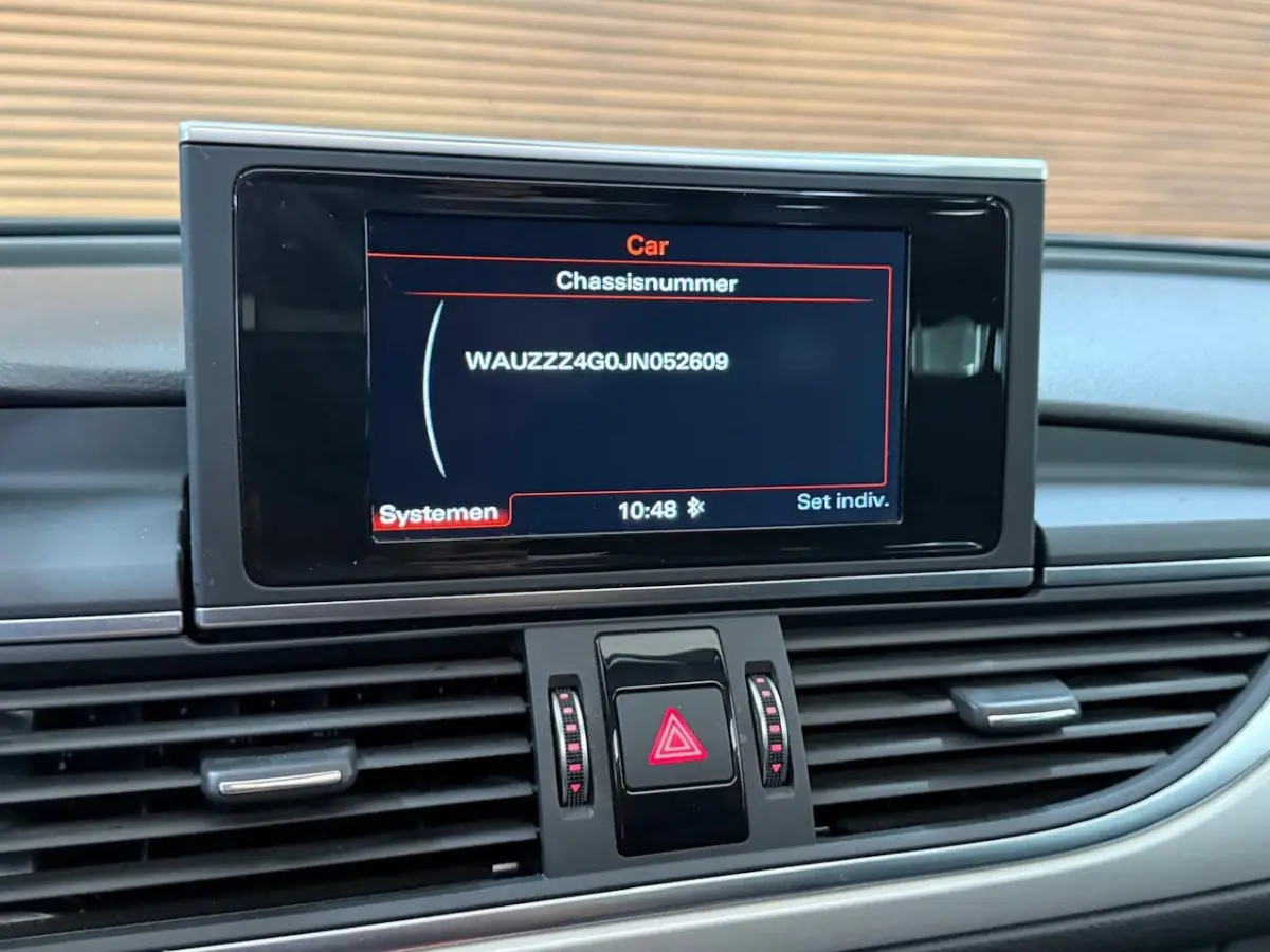 1.8 TFSI ultra S-line Edition | 19 Inch | Panoramadak | Camera | Navi | Sportstoelen