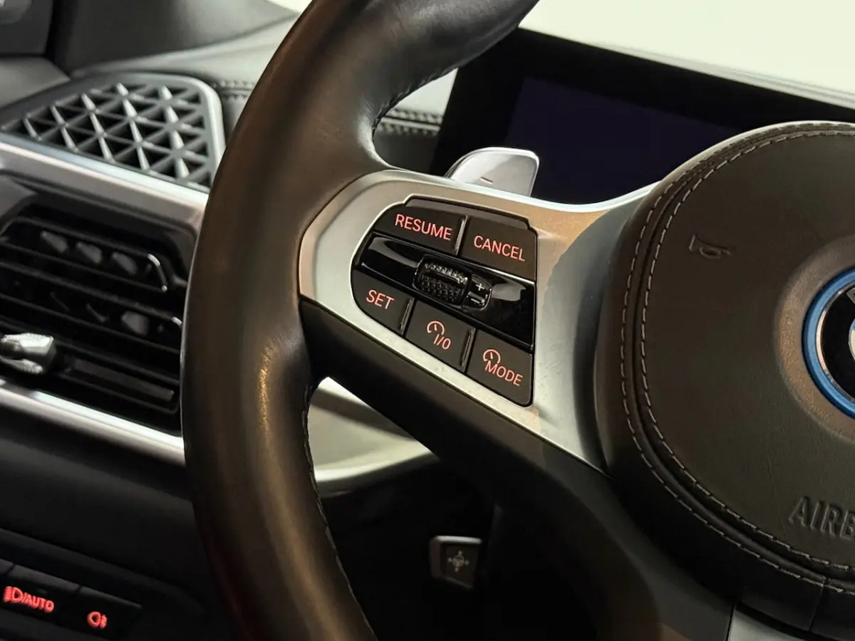 XDrive50e M-Sport | Pano | Sky Lounge | Innovatie-pakket | Harman/Kardon | Driving Assista