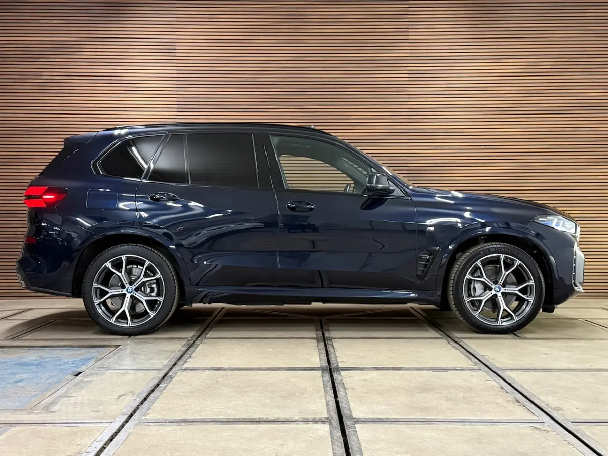XDrive50e M-Sport | Pano | Sky Lounge | Innovatie-pakket | Harman/Kardon | Driving Assista